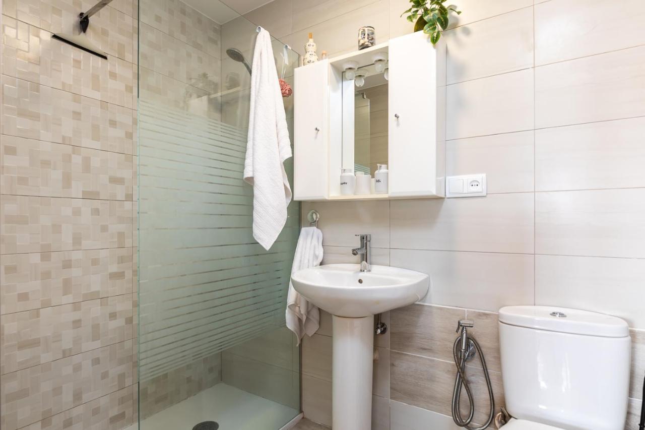 Isola Beachside Apartment Valencia Exterior photo